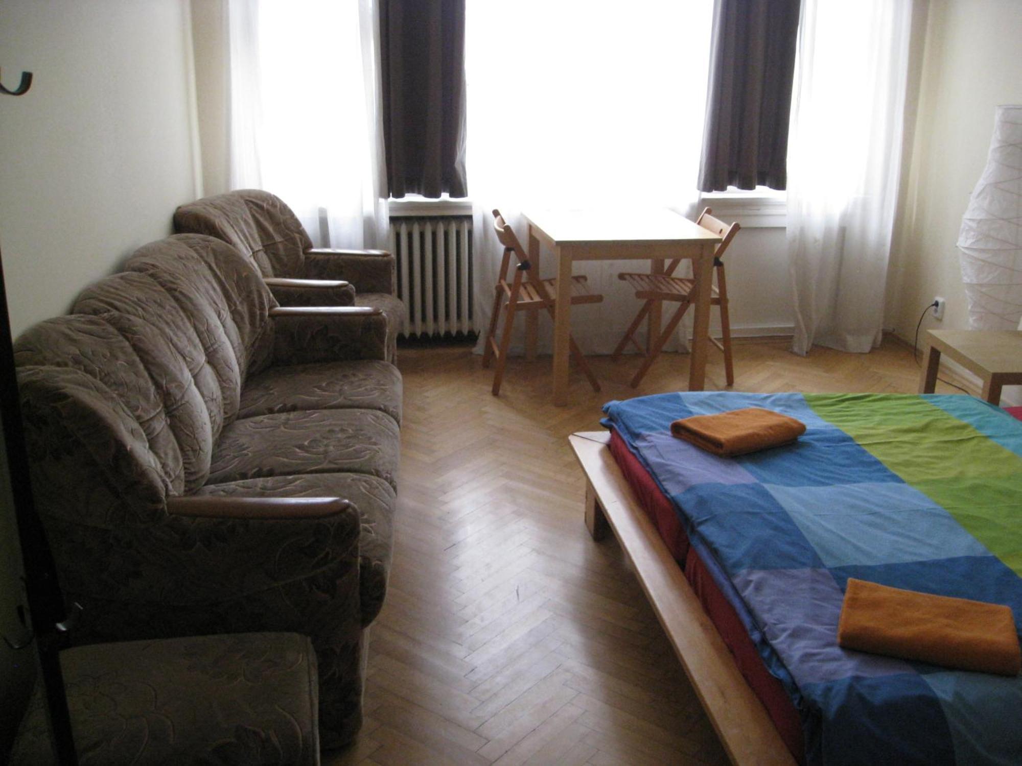 Auberge de jeunesse Ragtime à Prague Extérieur photo